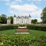 Chateau Optical Center Hotel