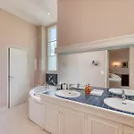Chateau Optical Center Hotel