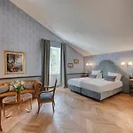Hotel Chateau Optical Center Nieuil